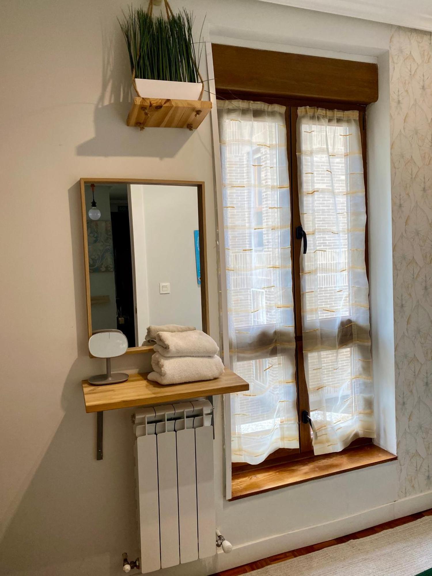 Apartamento La Muralla Parking Gratis Бургос Экстерьер фото